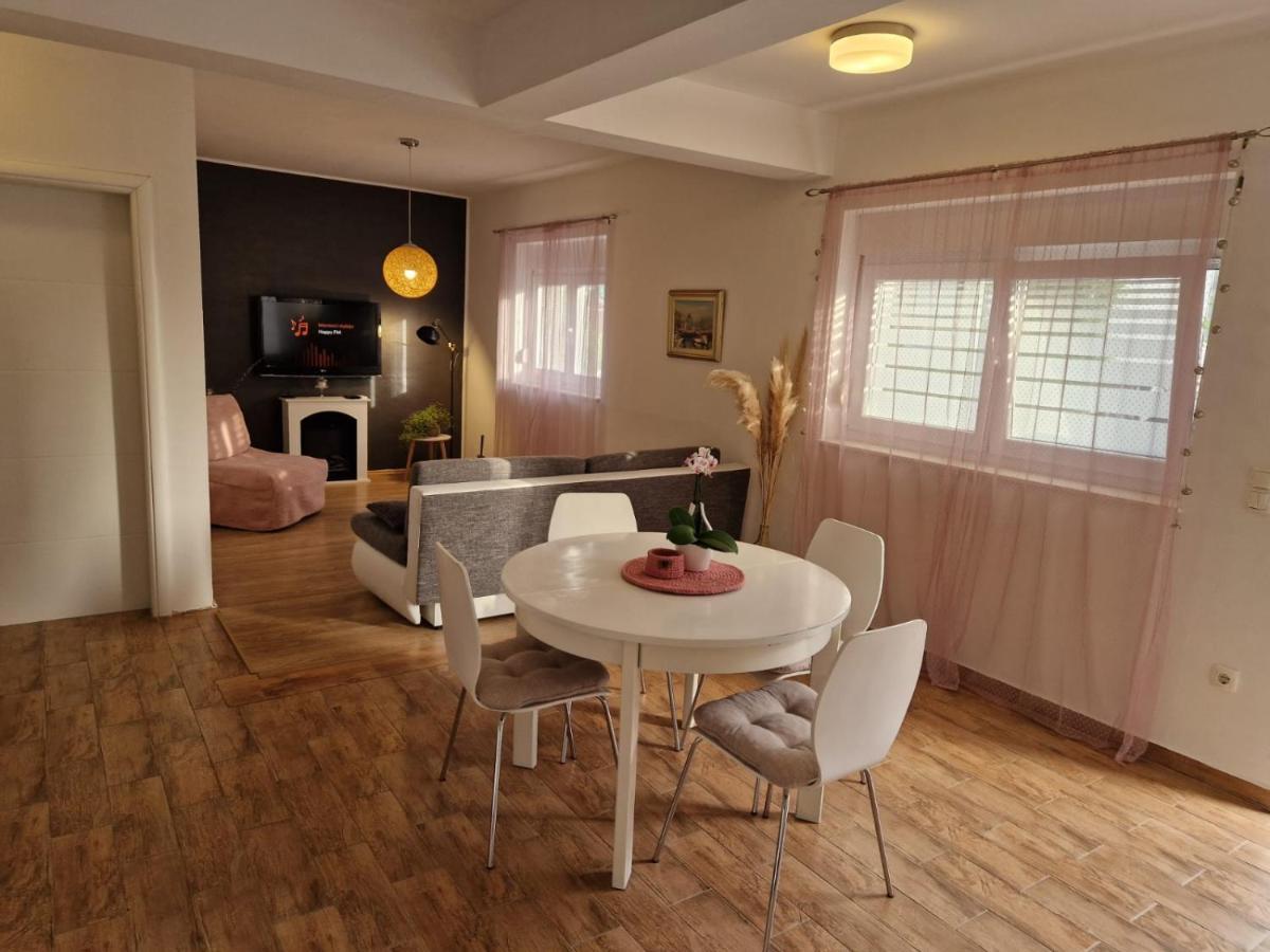 Apartment Dome Biograd Na Moru Exterior foto
