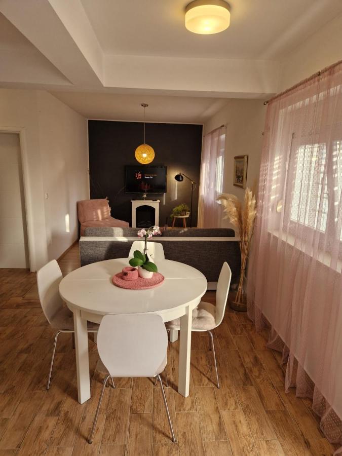 Apartment Dome Biograd Na Moru Exterior foto