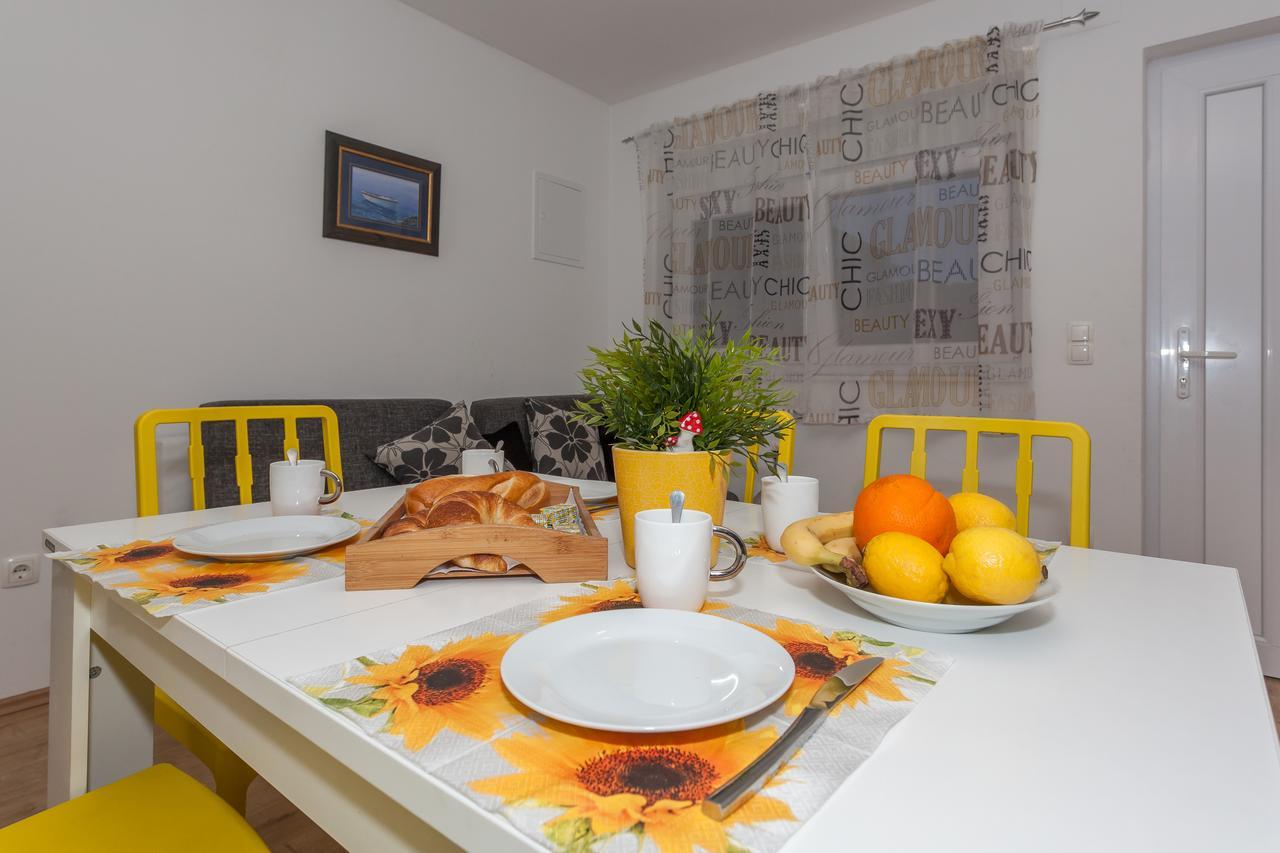 Apartment Dome Biograd Na Moru Exterior foto